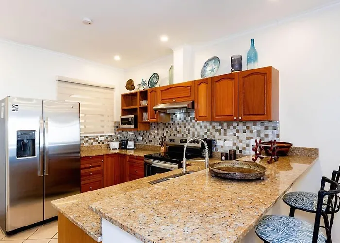 Sunrise 27- 2 Bedroom Ocean View *